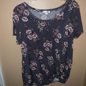 Nine Britton Short Sleeve Floral Print Grey shirt, size L